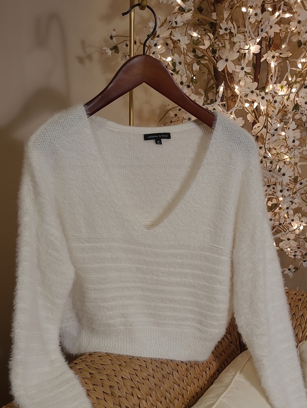 NWOT Kendall & Kylie Soft Cream V-Neck Mohair Sweater